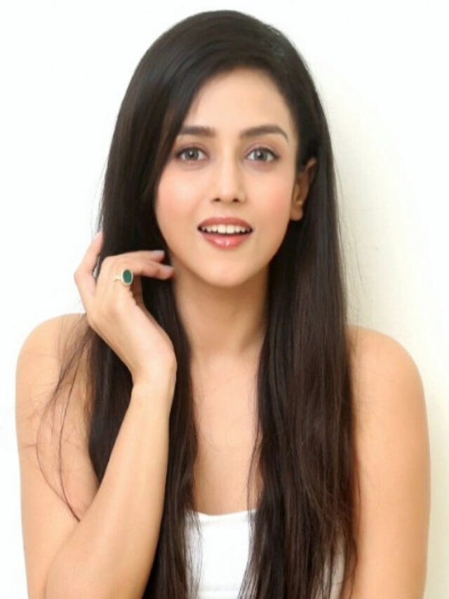 Mishti Chakrabortty Age, Wiki, Boyfriend, Family, Biography, Instagram