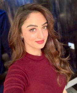 Sandeepa Dhar Age, Wiki Boyfriend Family Biography Instagram
