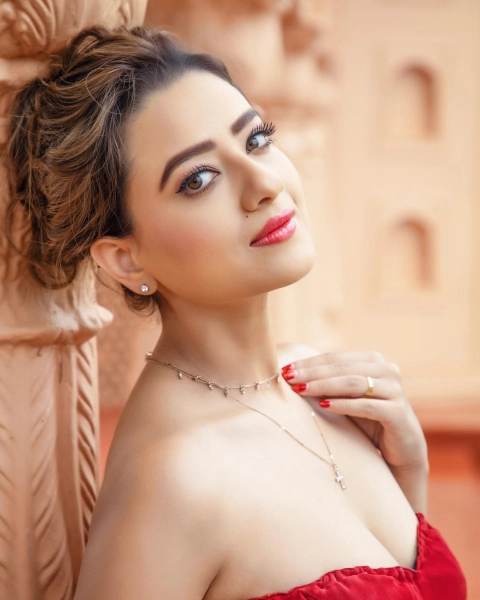 Madalsa Sharma Wiki