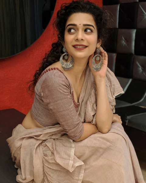 Mithila Palkar Music Videos