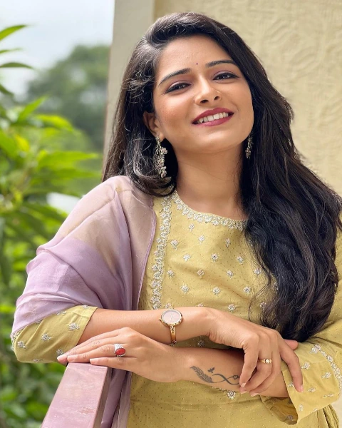 Supritha Sathyanarayan in Seetha Vallabha
