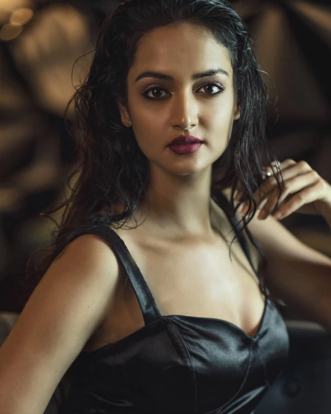 Shanvi Srivastava Facebook Images