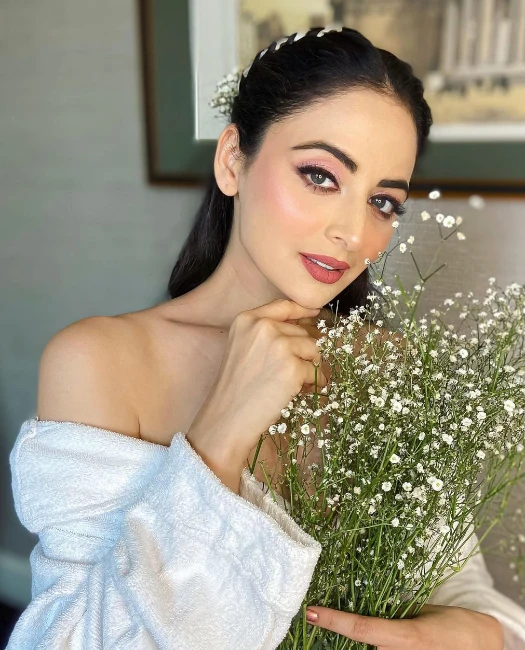 Zoya Afroz in Kingfisher Calendar - The Making