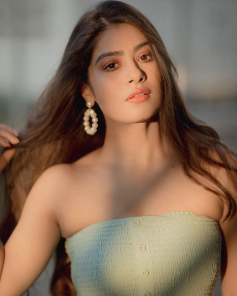 Krishna Mukherjee Hottest