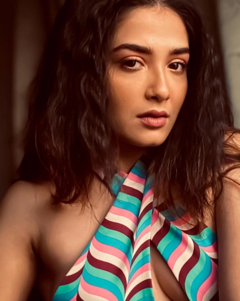 Roshni Bhattacharya in Mrs Undercover