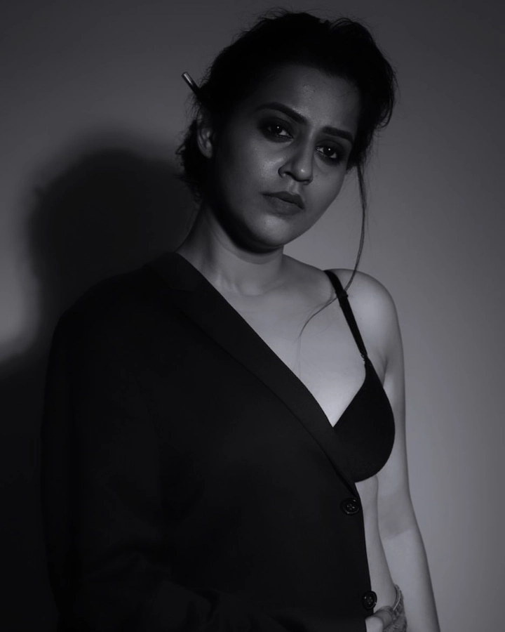 Amruta Bane Facebook Images