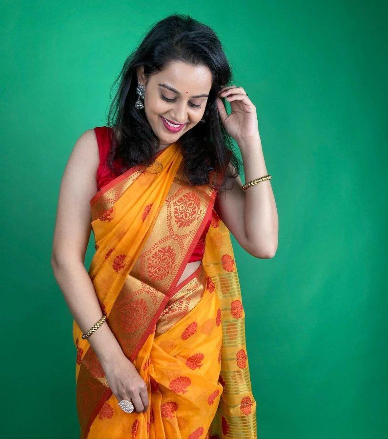 Amruta Bane Height