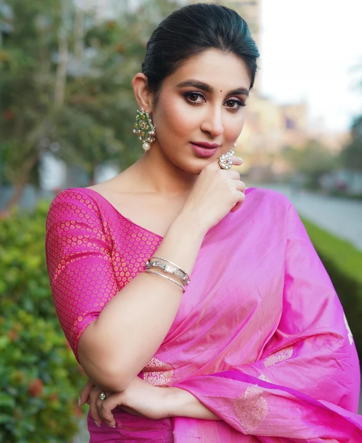 Oindrila Sen Biography