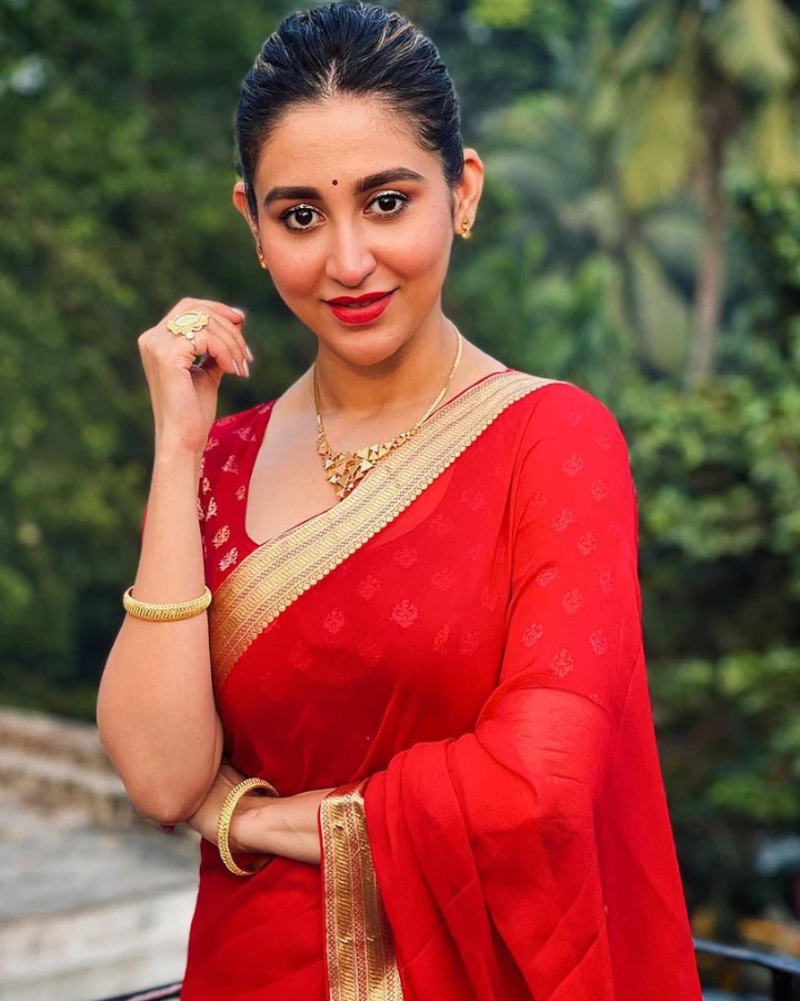 Oindrila Sen Saree Image