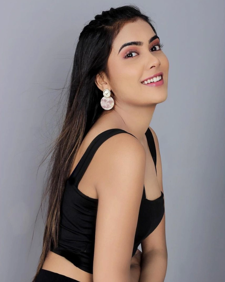 Priyanka Dhavale Cute Image