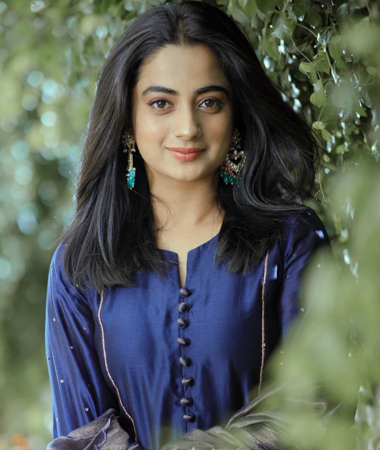 Namitha Pramod as Riya in Traffic