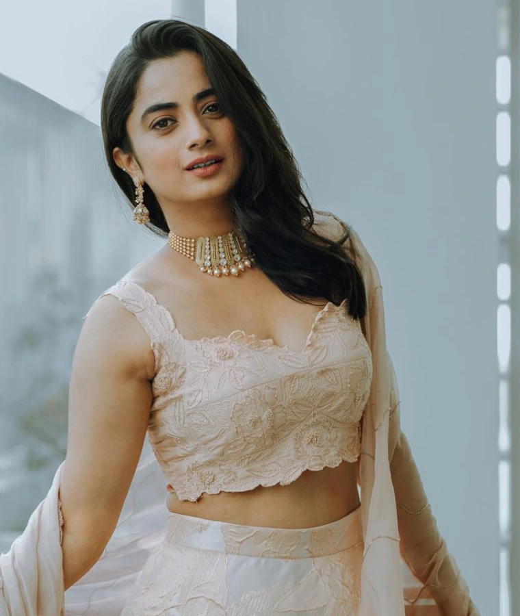 Namitha Pramod in Chandrettan Evideya