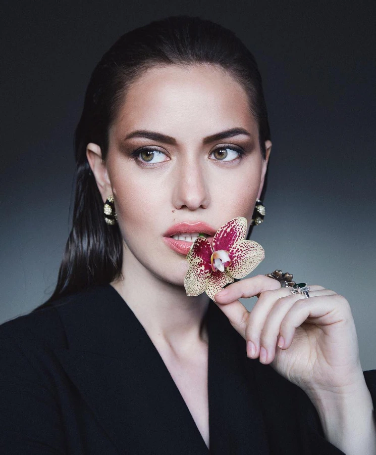 Fahriye Evcen Özçivit in Aşk Tutulması