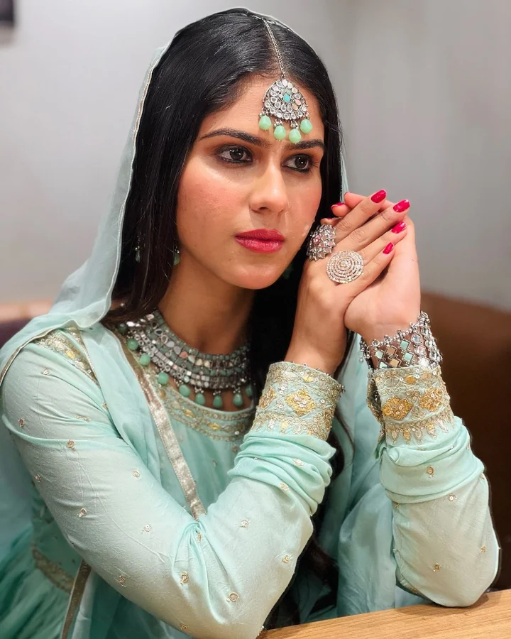 Manpreet Dolly is also a Beautiful Indian Social Media Influencer