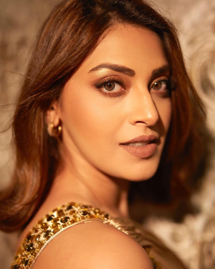 Anushka Ranjan Beautiful Eyes