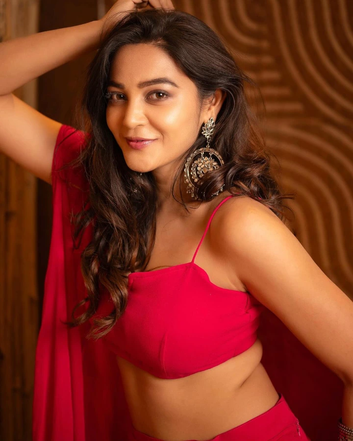 Kaveri Priyam Instagram Images