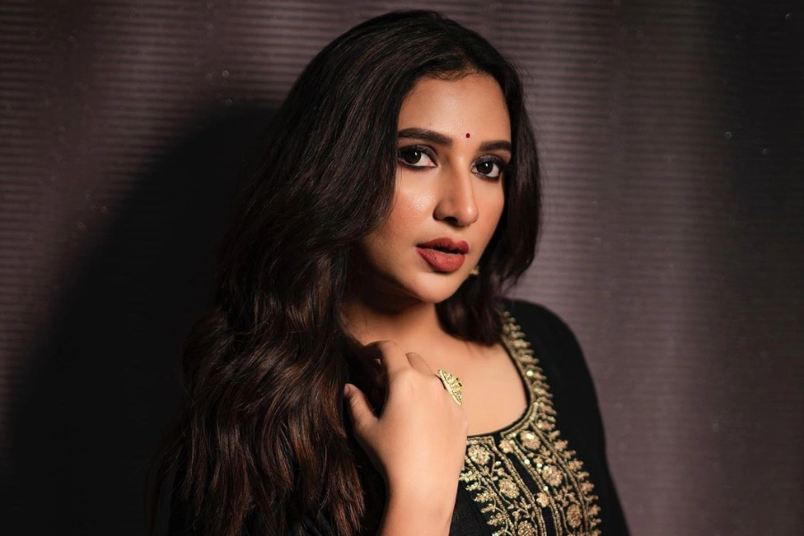 Subhashree Ganguly in Bajimaat