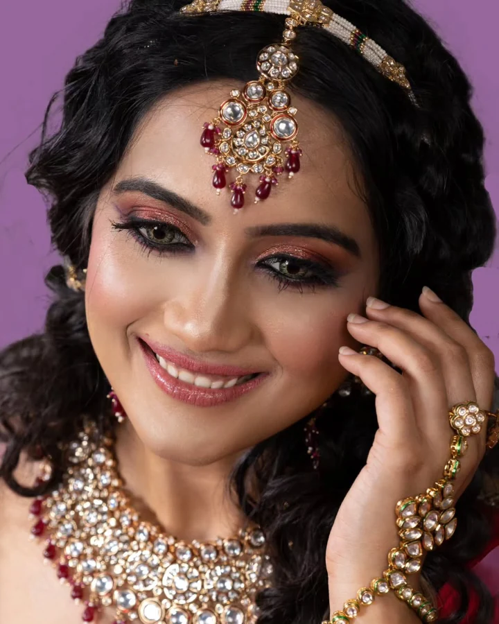 Amika Shail in various India Jewellery Advertisements