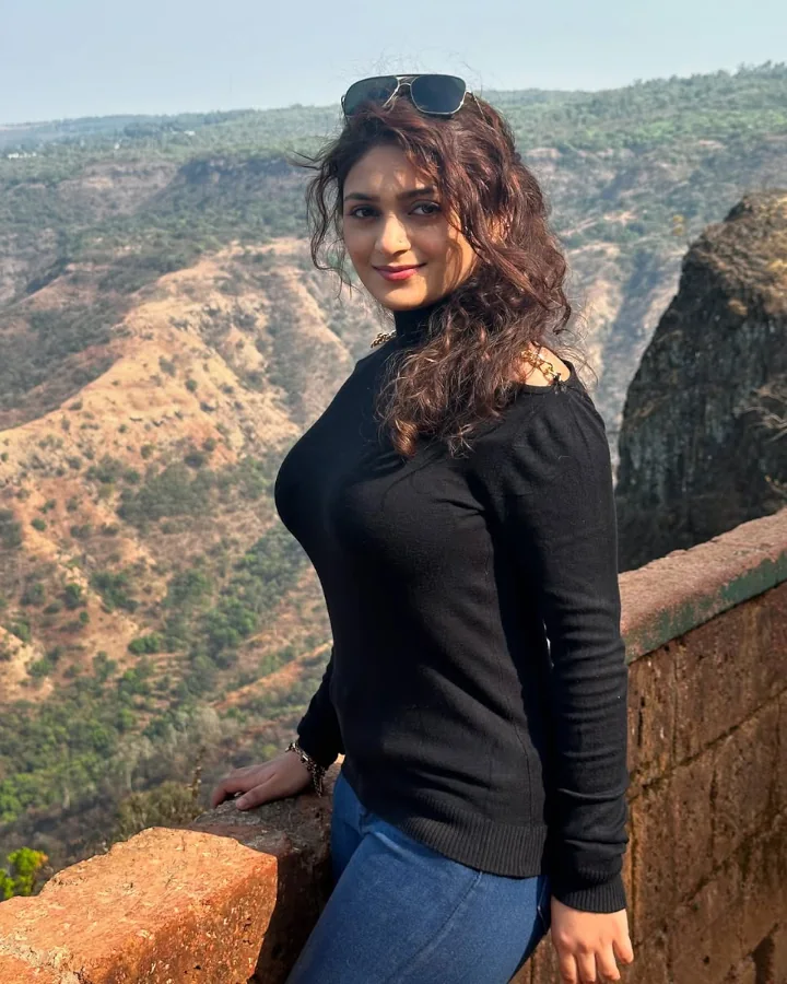 Sanjana Kale's Latest Image