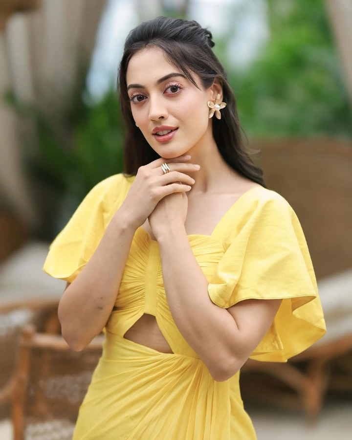 Aditi Sharma's Beautiful Eyes
