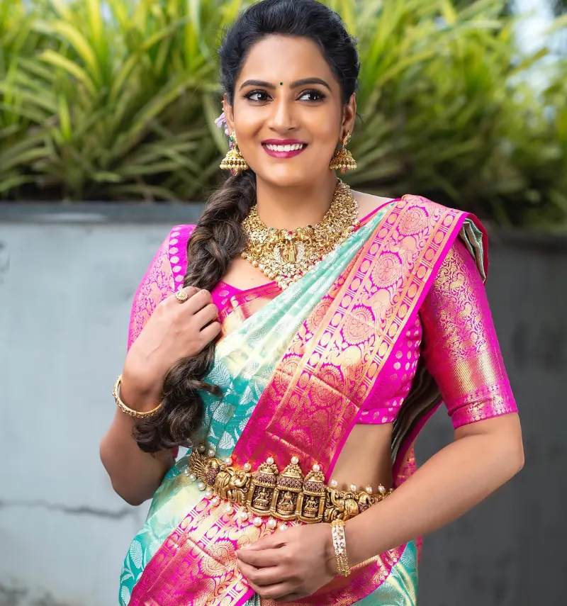 Himaja as Abbavaram's wife