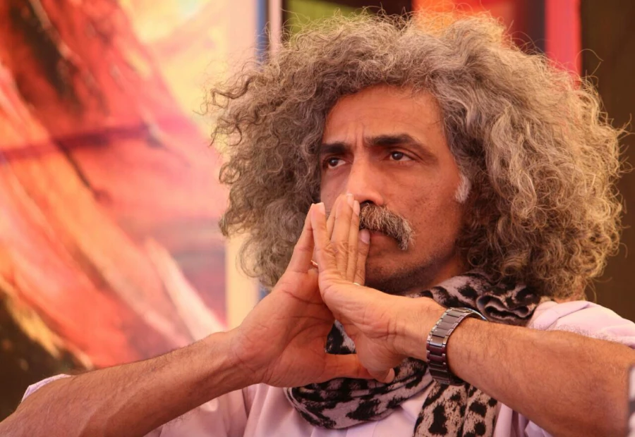 Makarand Deshpande as Govind Gujjar