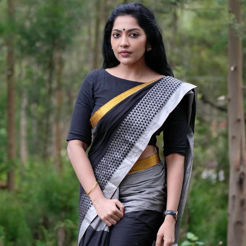 Ramya Subramanian as Arjun's friend