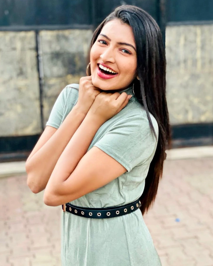 Rutuja Kulkarni is also known as the next Indian Instagram & YouTube Sensation