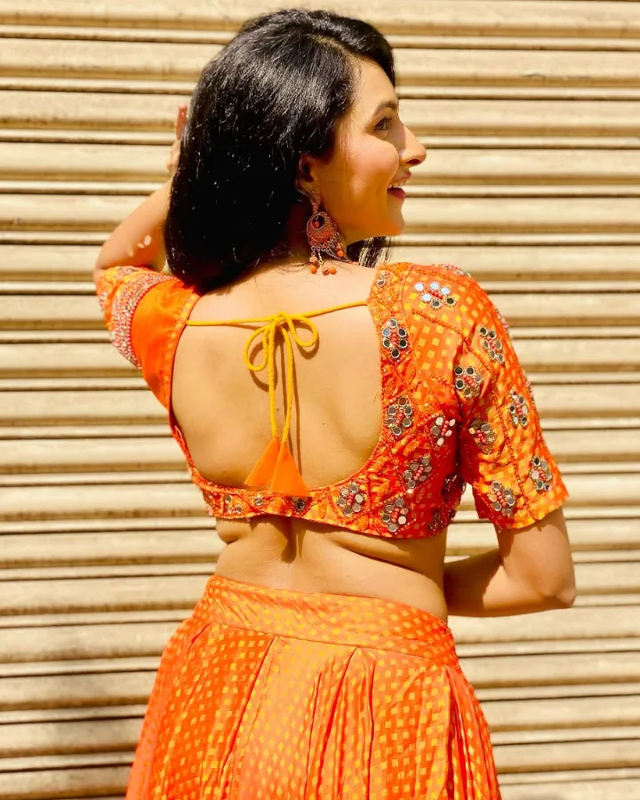 Rutuja Kulkarni's Beautiful Backless Dress