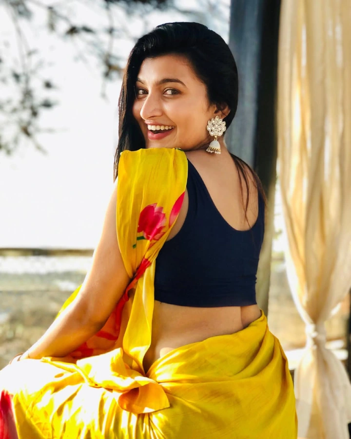 Rutuja Kulkarni's Sun Kissed Image