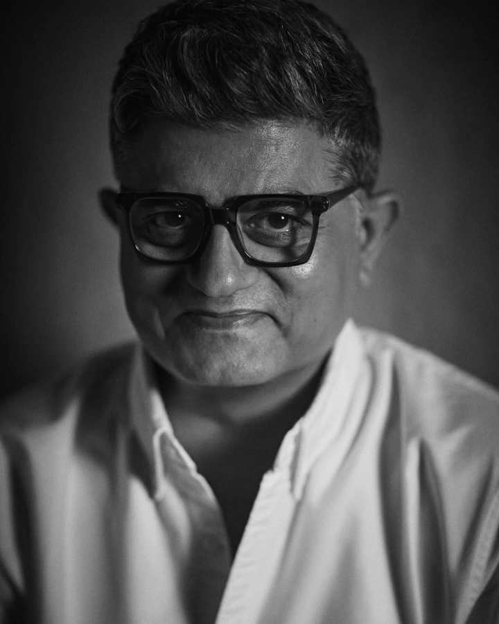 Gajraj Rao as Banwari Jha3