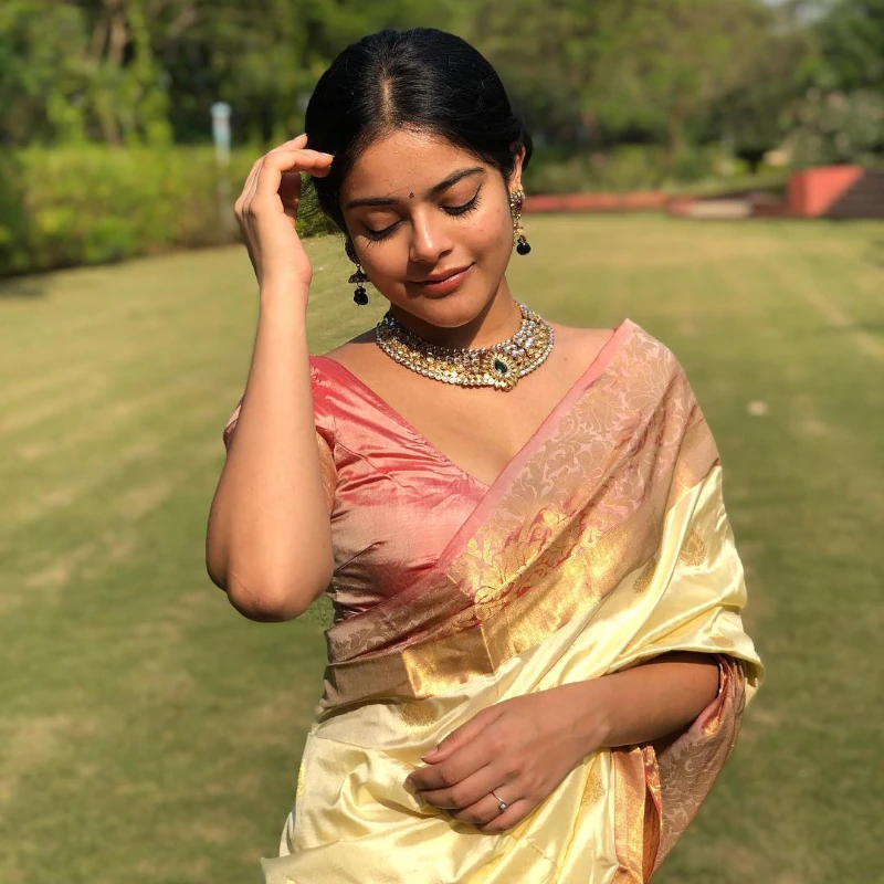 Riddhi Kumar as Ananya in Anaganaga O Premakatha