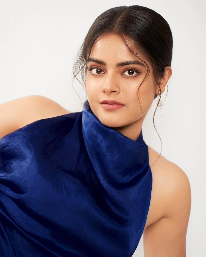 Riddhi Kumar's Beautiful Eyes