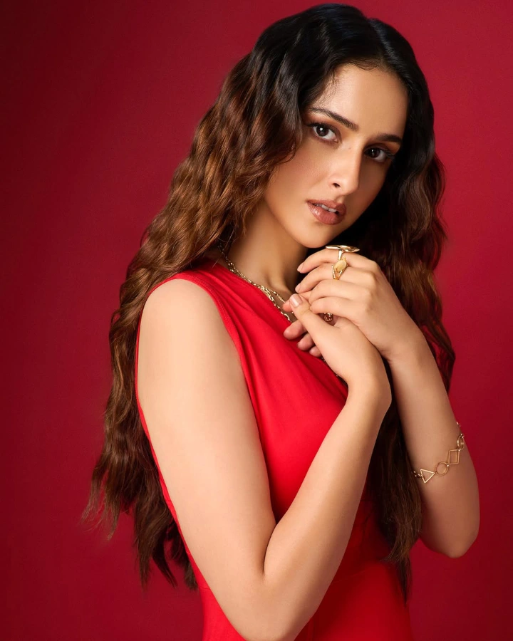 Sadia Khateeb as Uzma Ahmed2