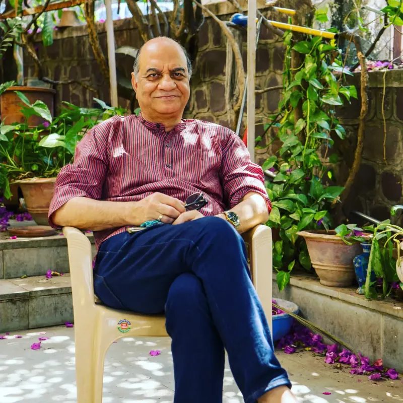 Yogendra Tikku as Sarpanch2