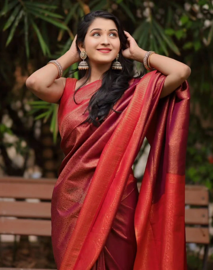 Mahima Mhatre's Hot & Spicy Image