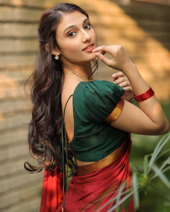 Ritika Nayak Cute Image