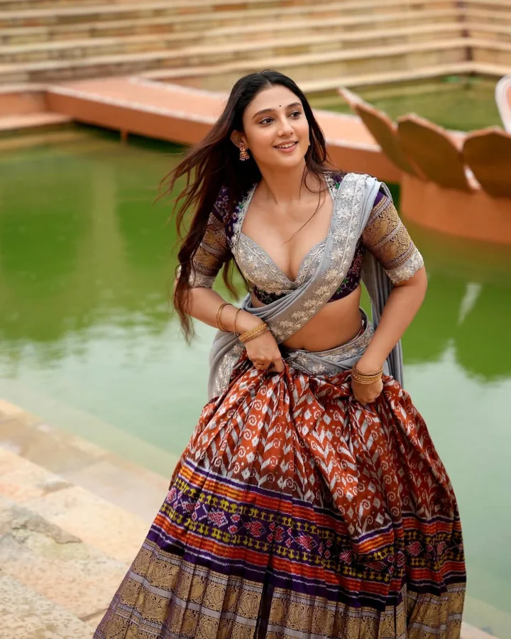 Ritika Nayak in Duet
