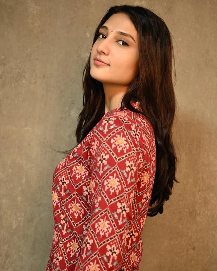Ritika Nayak's Long Hair