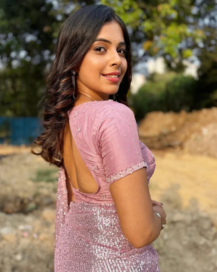 Supriti Shivalkar Currently Lives in Thane, Maharashtra, India