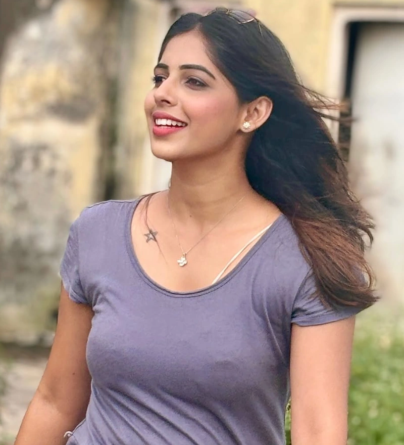 Supriti Shivalkar Facebook Images