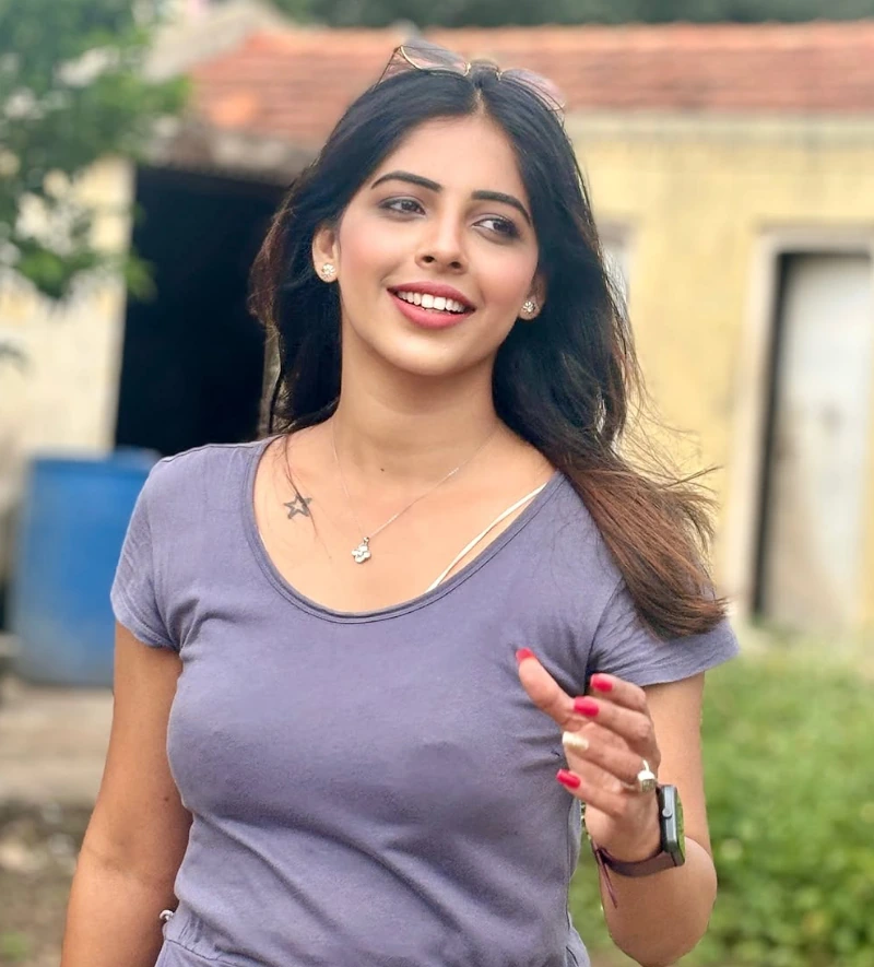 Supriti Shivalkar Music Videos