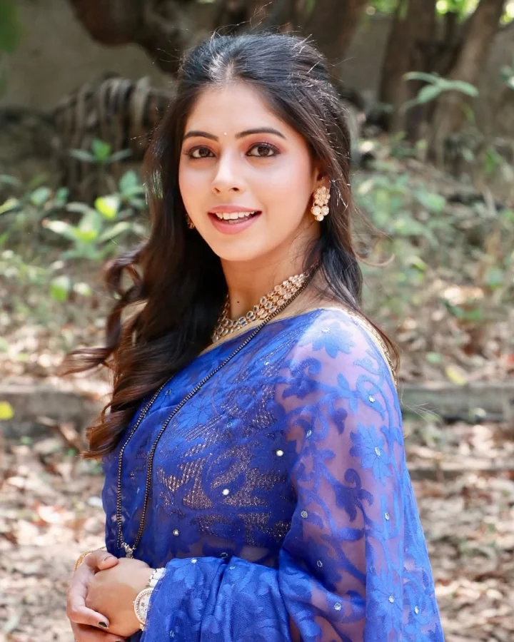 Supriti Shivalkar is a Gorgeous Indian Actress & a Beautiful Model