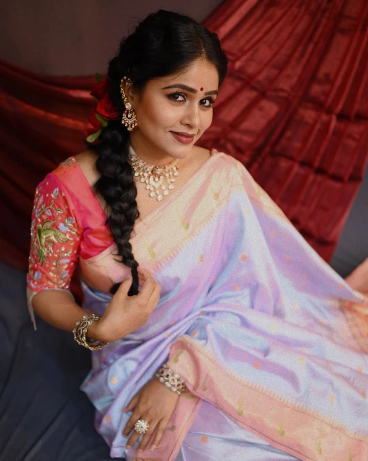 Akshaya Deodhar Boyfriend