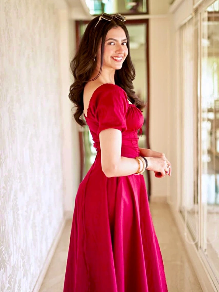 Kashika Kapoor Height
