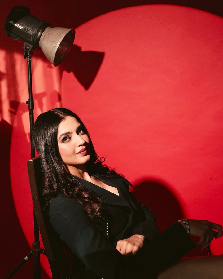 Kashika Kapoor Web series