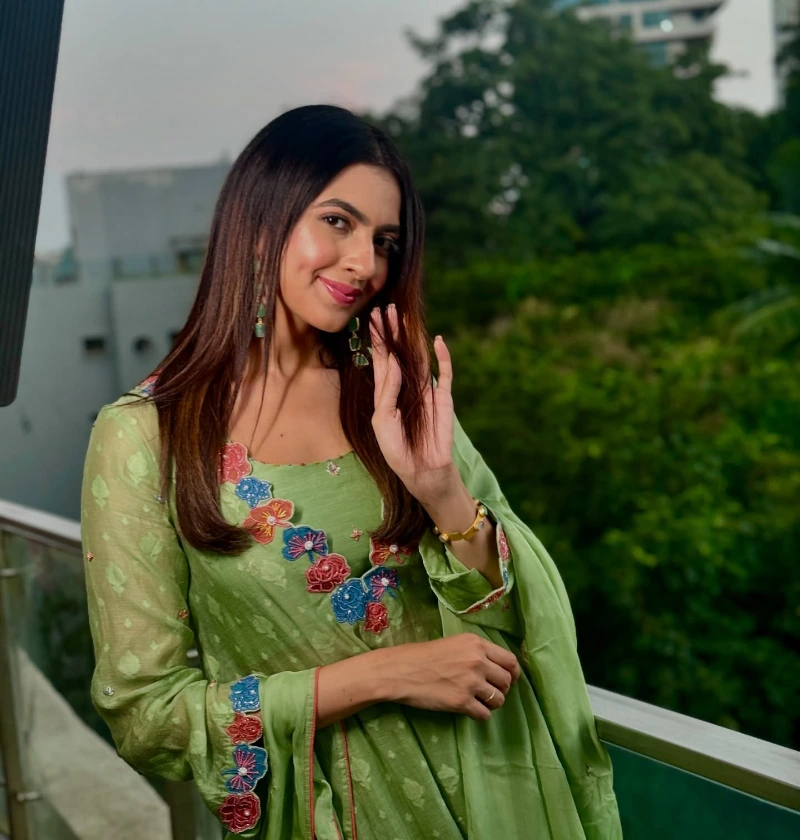 Kashika Kapoor in Saajan