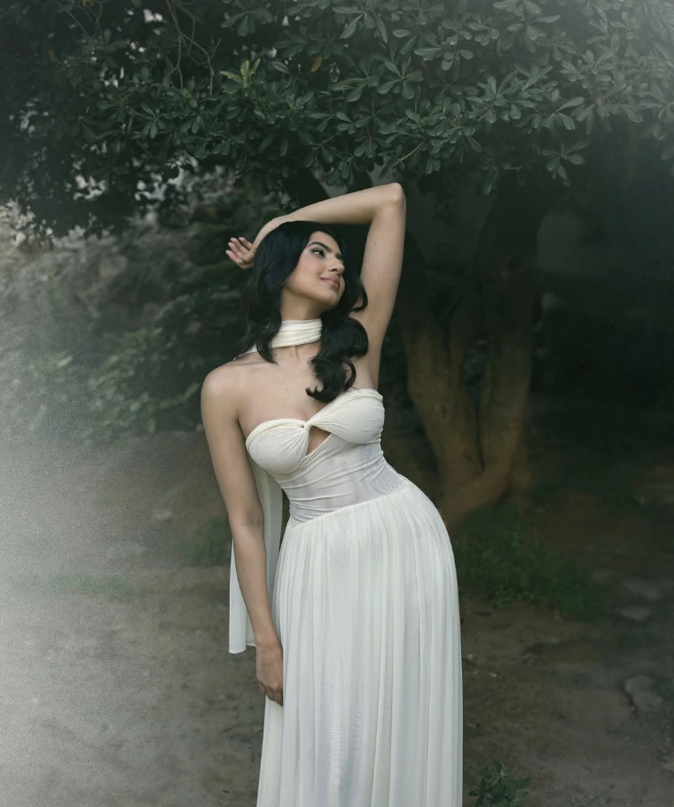 Kashika Kapoor's Beautiful Backless Dress