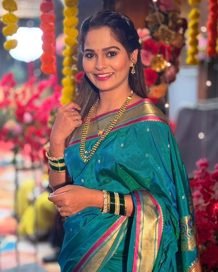 Prajakta Navnale Family