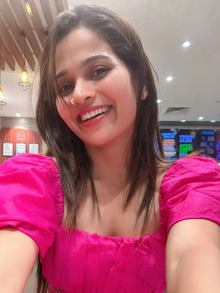 Prajakta Navnale Instagram